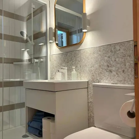 Appartamento Amazing Views Cozy Retreat King Bed *