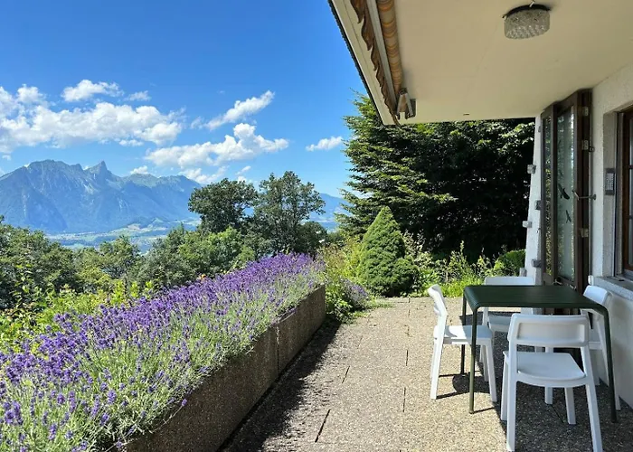 Apartament Amazing Views Cozy Retreat King Bed