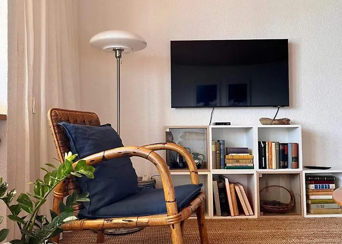 Amazing Views Cozy Retreat King Bed