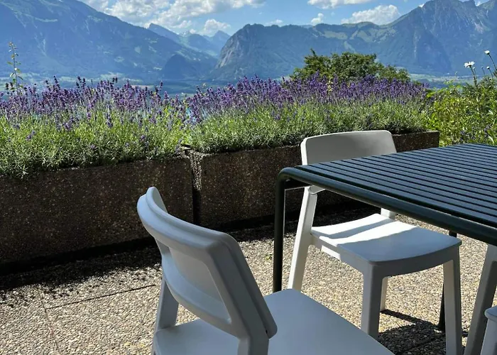 Amazing Views Cozy Retreat King Bed Apartament Aeschlen